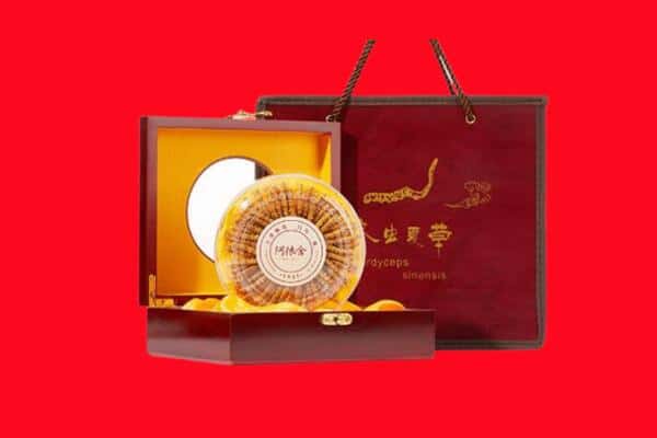 收购资讯:黔东南州榕江回收冬虫夏草是按克吗